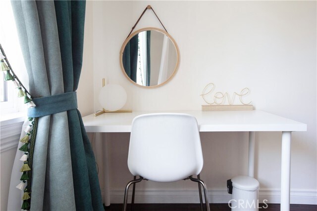 Building Photo - 3455 E Del Mar Blvd