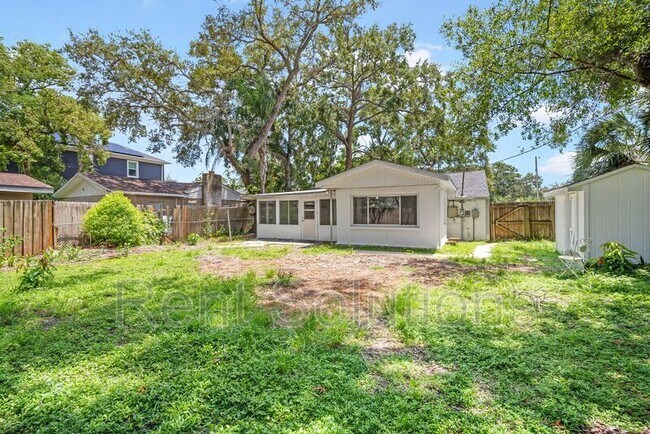 Building Photo - 4715 W Knights Ave