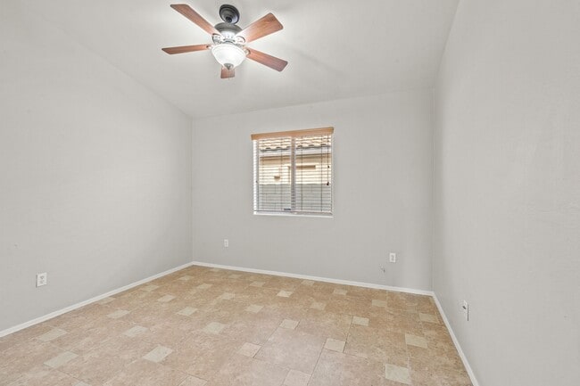 Building Photo - 6673 E Cooperstown Dr