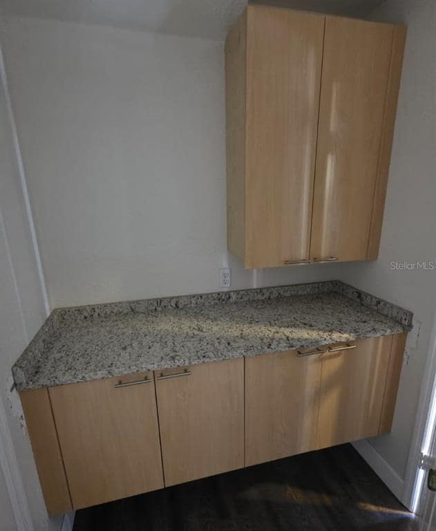 Building Photo - 13527 Misarden Ln