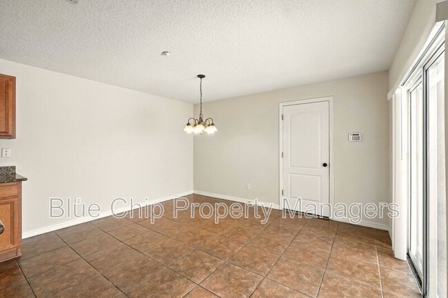 Building Photo - 13800 Golden Russet Dr