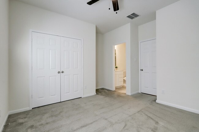 Building Photo - 1702 Claire Creek Ct