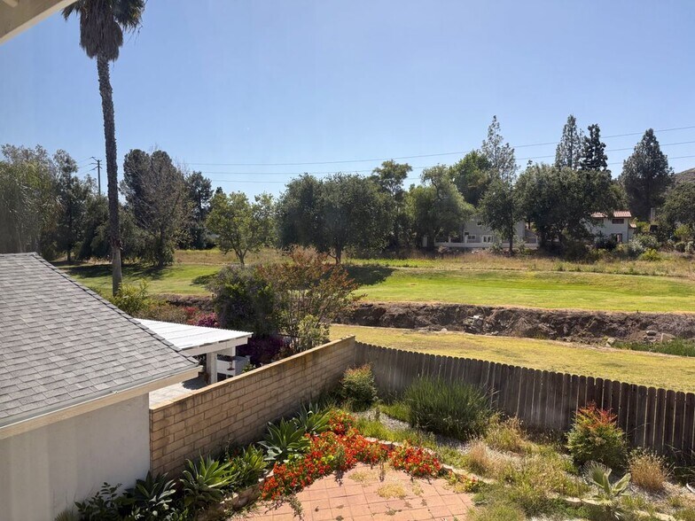 Building Photo - 5867 Cape Horn Dr