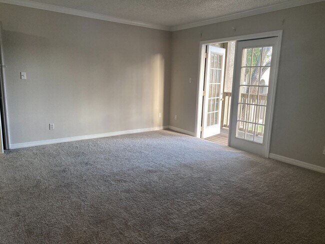 Building Photo - Serravella - 285-202