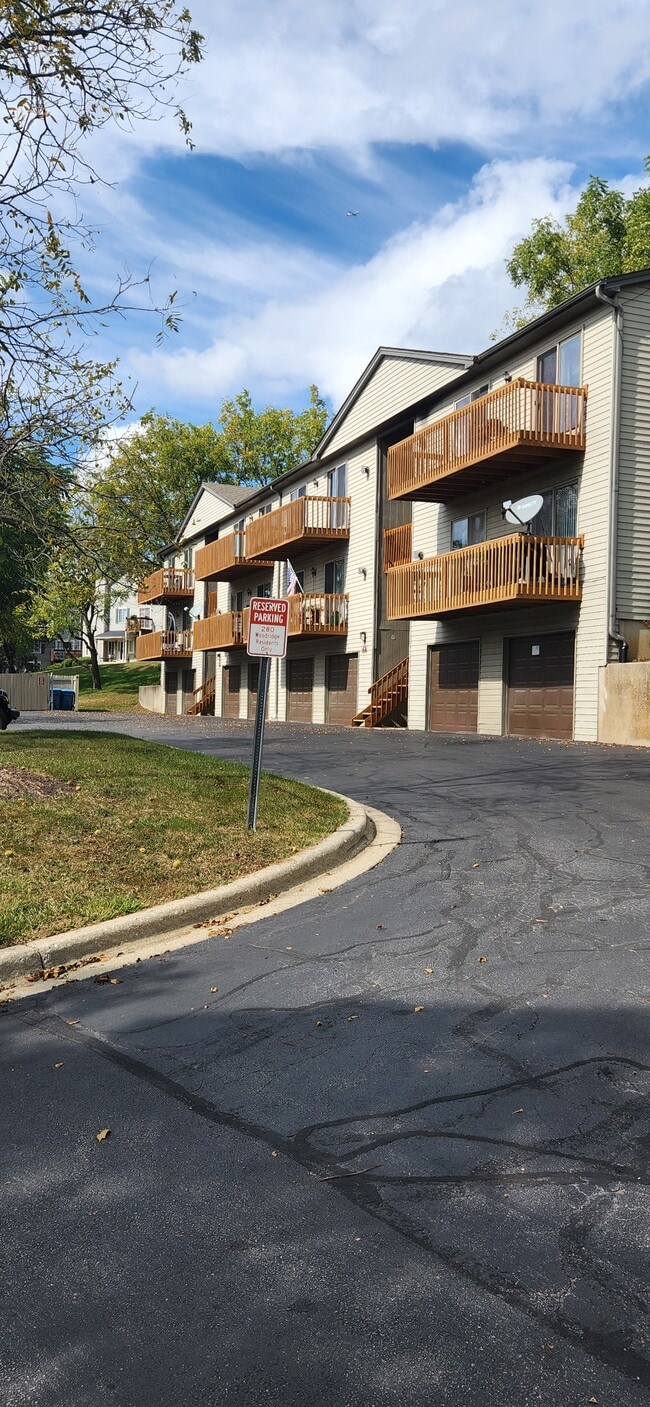 Primary Photo - 280 WoodridgeUnit C
