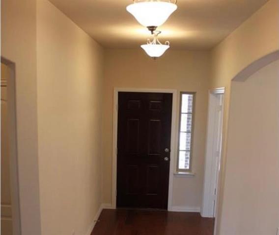Building Photo - 3440 Canyon Lake Dr