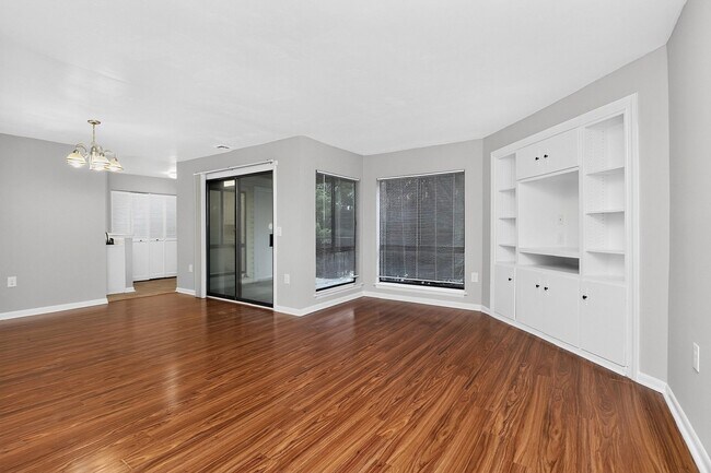 Building Photo - 4804-C Spring Lake Drive