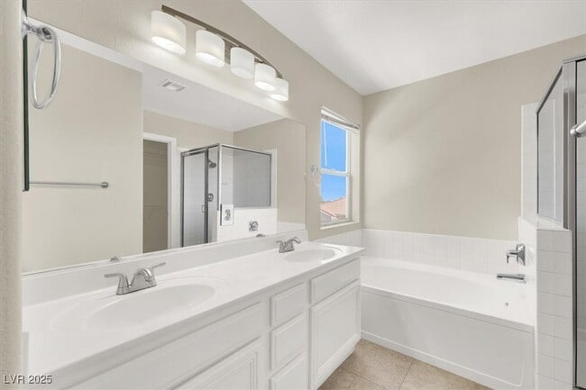 Building Photo - 10256 Copparo Pl