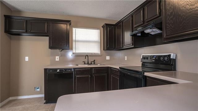 Building Photo - 1512 Manitoba Ln