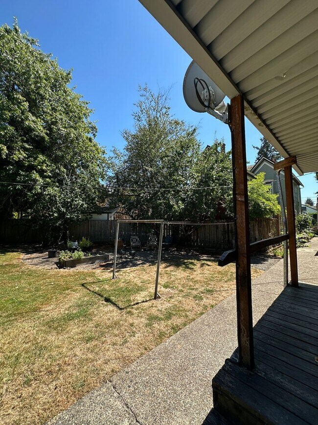 Building Photo - (474) 15th Street Apartments - 2 Bedroom /...