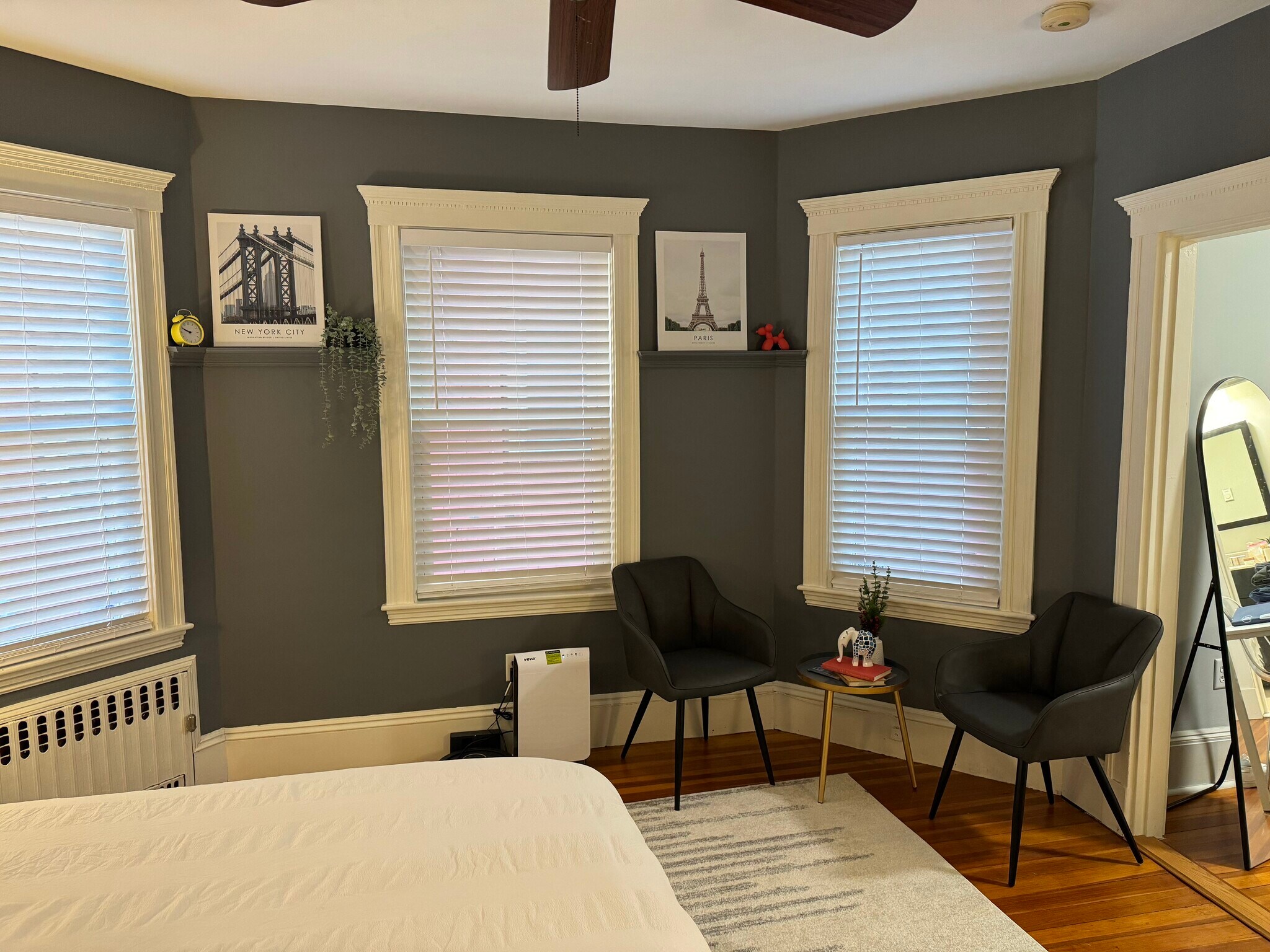 Building Photo - 72 Bakersfield St