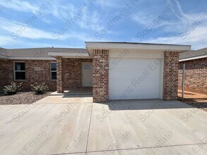 Building Photo - Brand New 2 bedroom 2 bath apartment