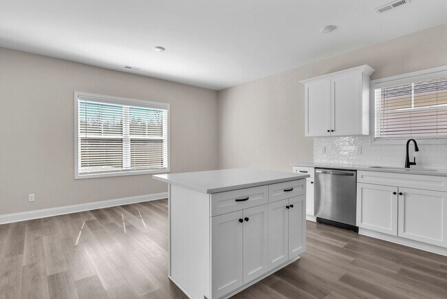 Building Photo - The Landing at Lewis Creek - 4 BED | 2.5 BATH Home!