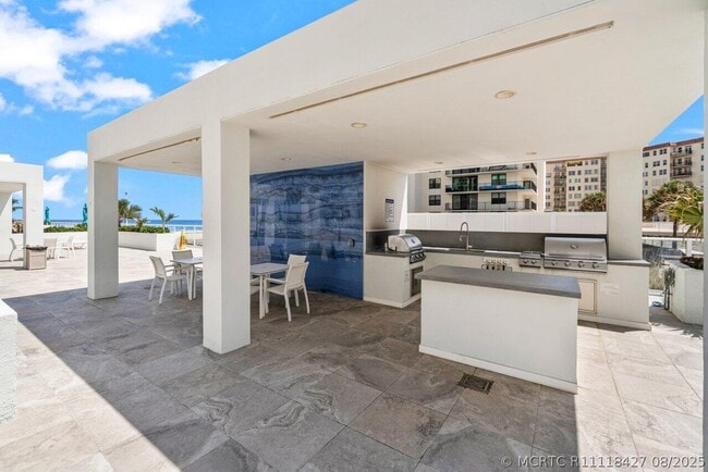 Building Photo - 3450 S Ocean Blvd