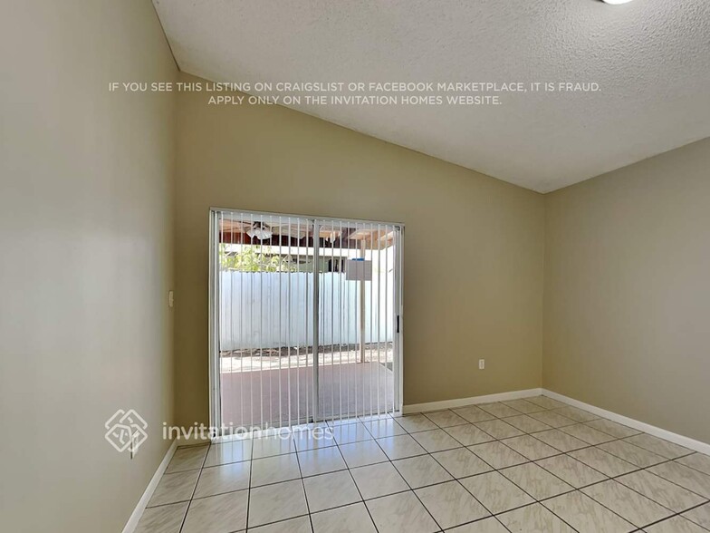 Building Photo - 3568 W 72nd St