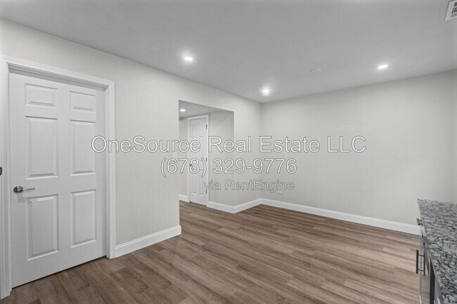 Building Photo - 1340 N Hampton Rd