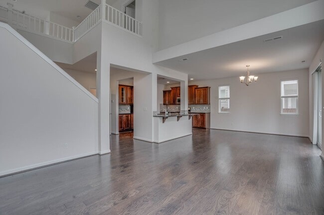 Building Photo - 3 Bed/ 2.5 Bath, Two-Story Home in North C...