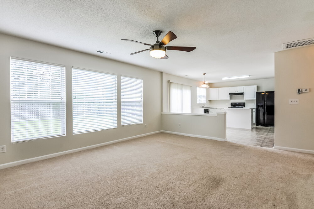 Building Photo - 225 Honeywell Way