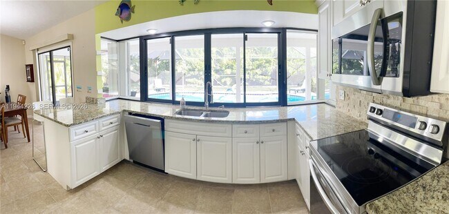 Building Photo - 357 NE Gulfstream Ave