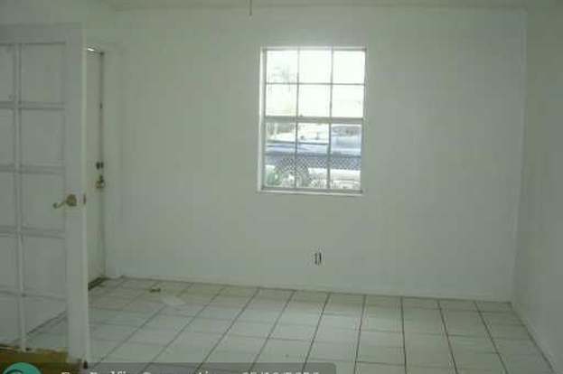 Building Photo - 1828 Jefferson St