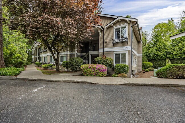Primary Photo - 11313 NE 128th St