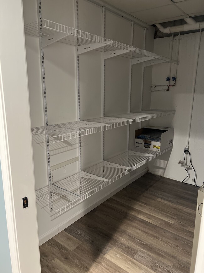 Building Photo - 443 South St