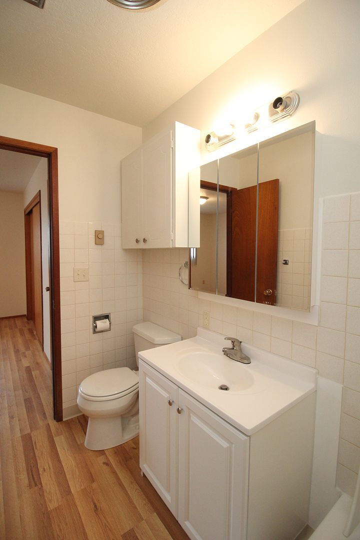 Building Photo - 7312-7334 N Lancaster Ave