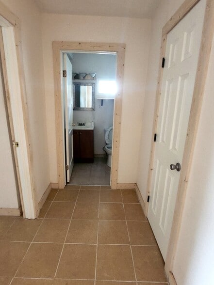 Building Photo - 3103 Avenue H