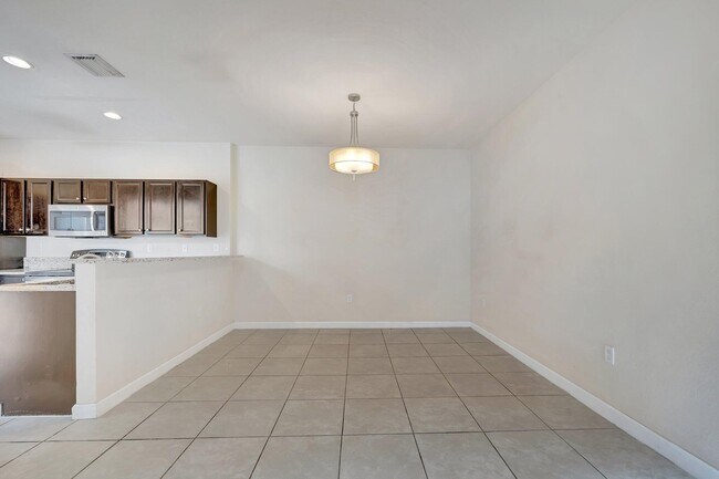 Building Photo - 9480 SW 171st Ct