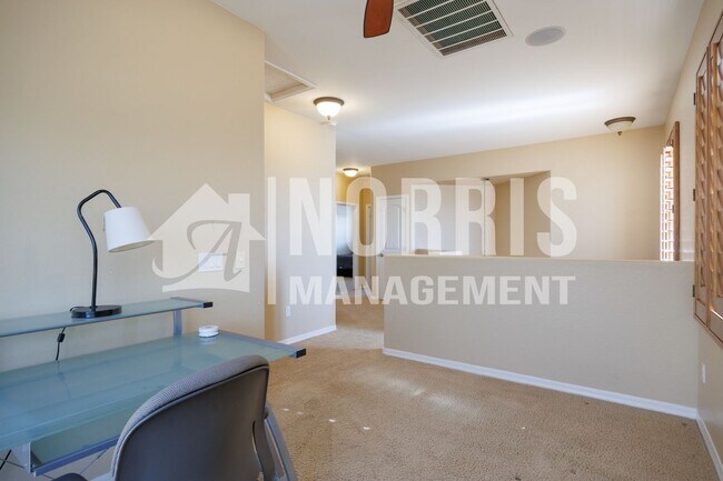 Building Photo - Beautiful Home with a POOL Service Included