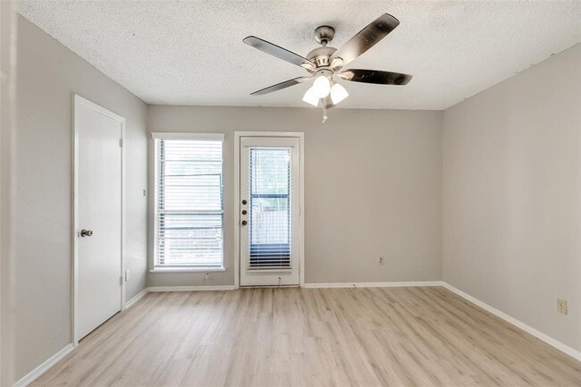 Building Photo - 2005 Cody Ct