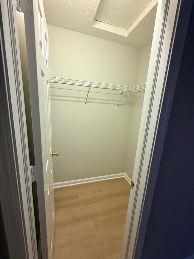 Building Photo - 4919 Tuscany Ln