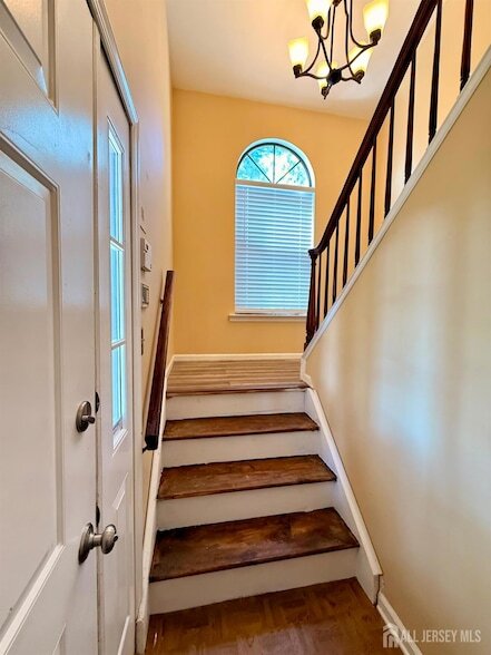 Building Photo - 505 Woodhaven Dr