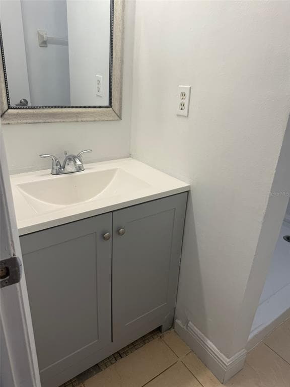 Building Photo - 6036 Amberly Ct