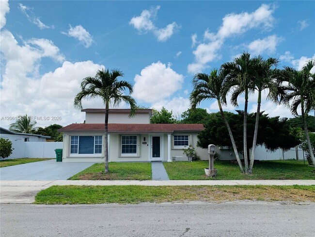 Building Photo - 5441 NW 174th Dr