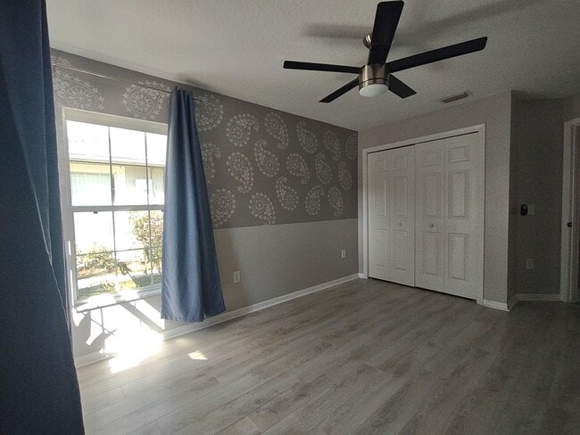 Building Photo - 3471 Horse Creek Cir