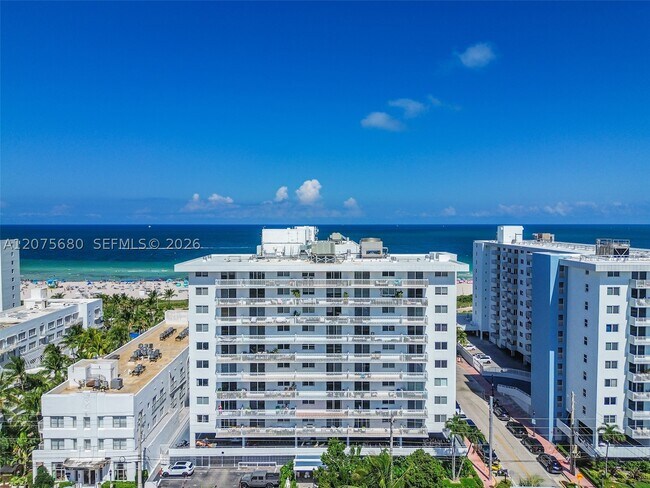 Building Photo - 401 Ocean 903