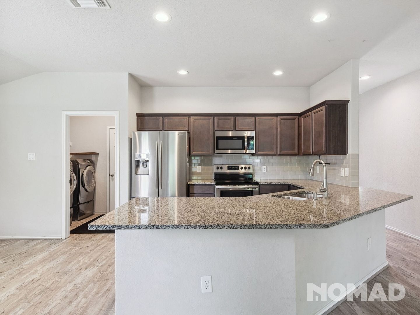 Building Photo - 536 Long Leaf Dr