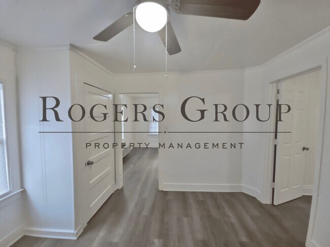 Building Photo - ***$500 Rent Credit Special*** - Homes for rent in Henderson NC - 471 Pettigrew Street - Schedule...