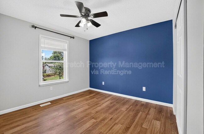 Building Photo - 10608 Canter Way