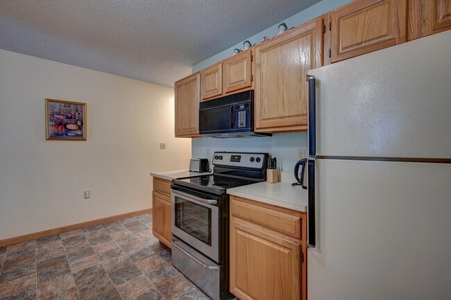 Building Photo - 23 Northbrook Cir