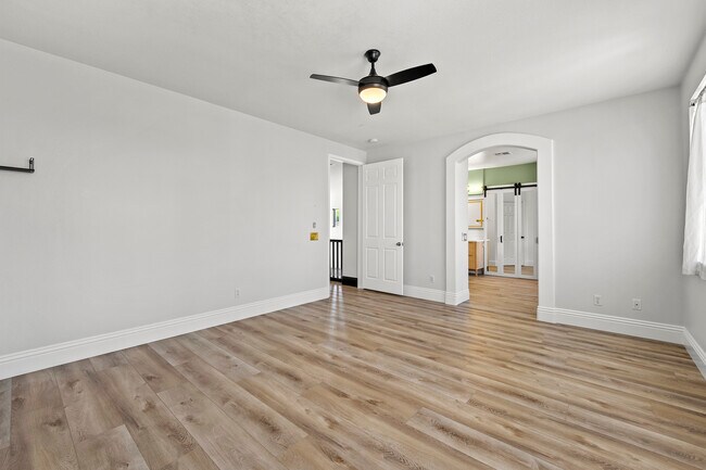 Building Photo - 40612 Chantemar Way