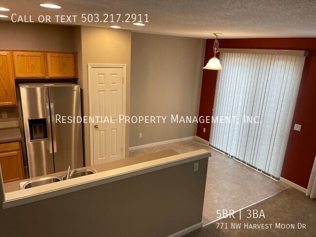 Building Photo - Alderbrook Neighborhood Home is located in...
