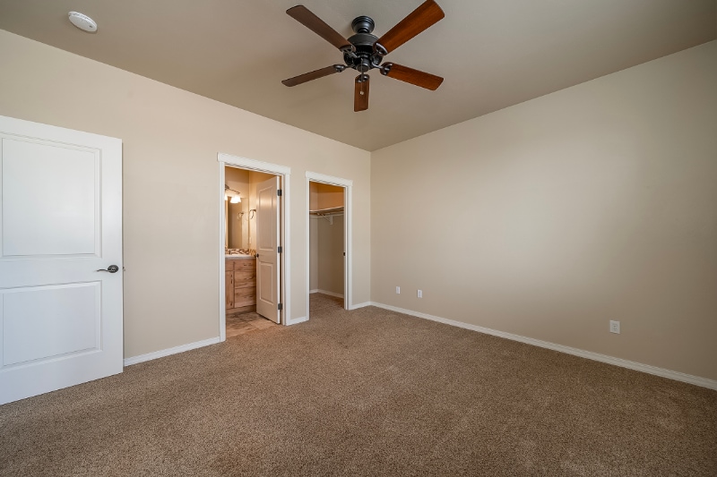 Building Photo - 443 Mountain Vista Way