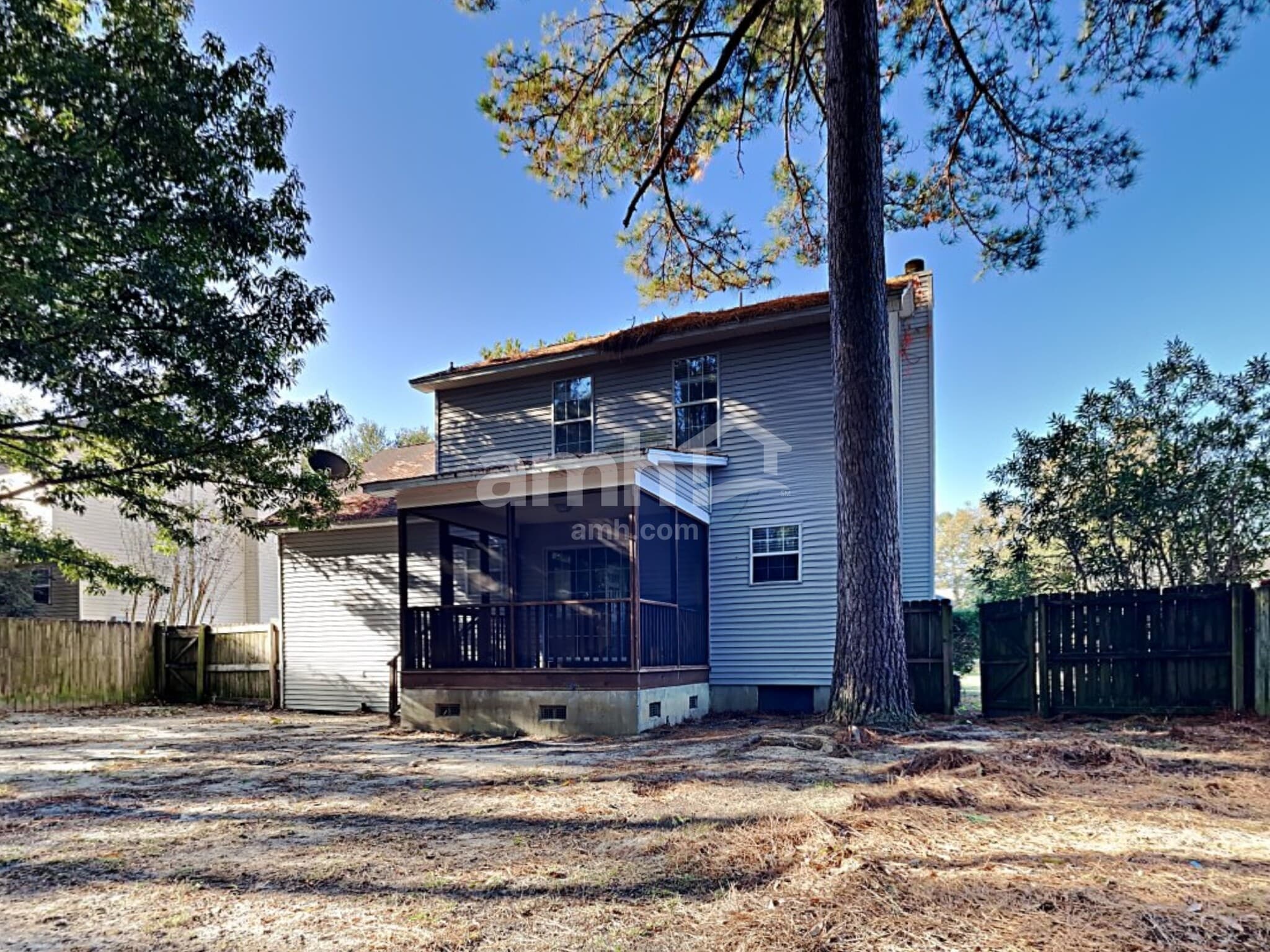 Building Photo - 126 Apache Dr