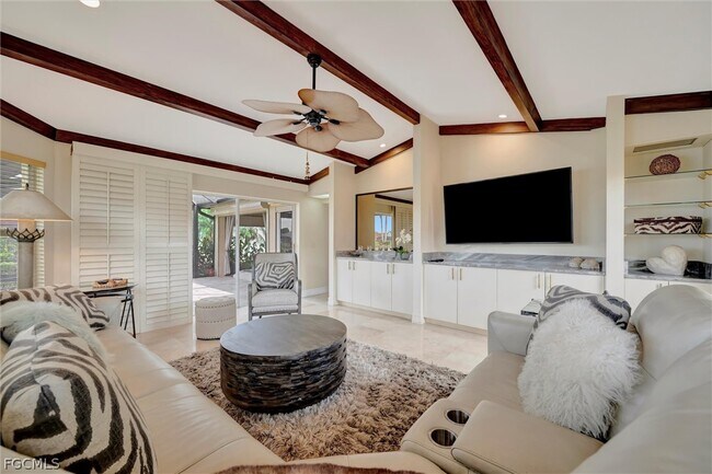 Building Photo - 9341 White Hickory Ln