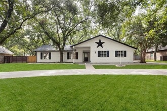 Building Photo - 8735 S Monticello Cir