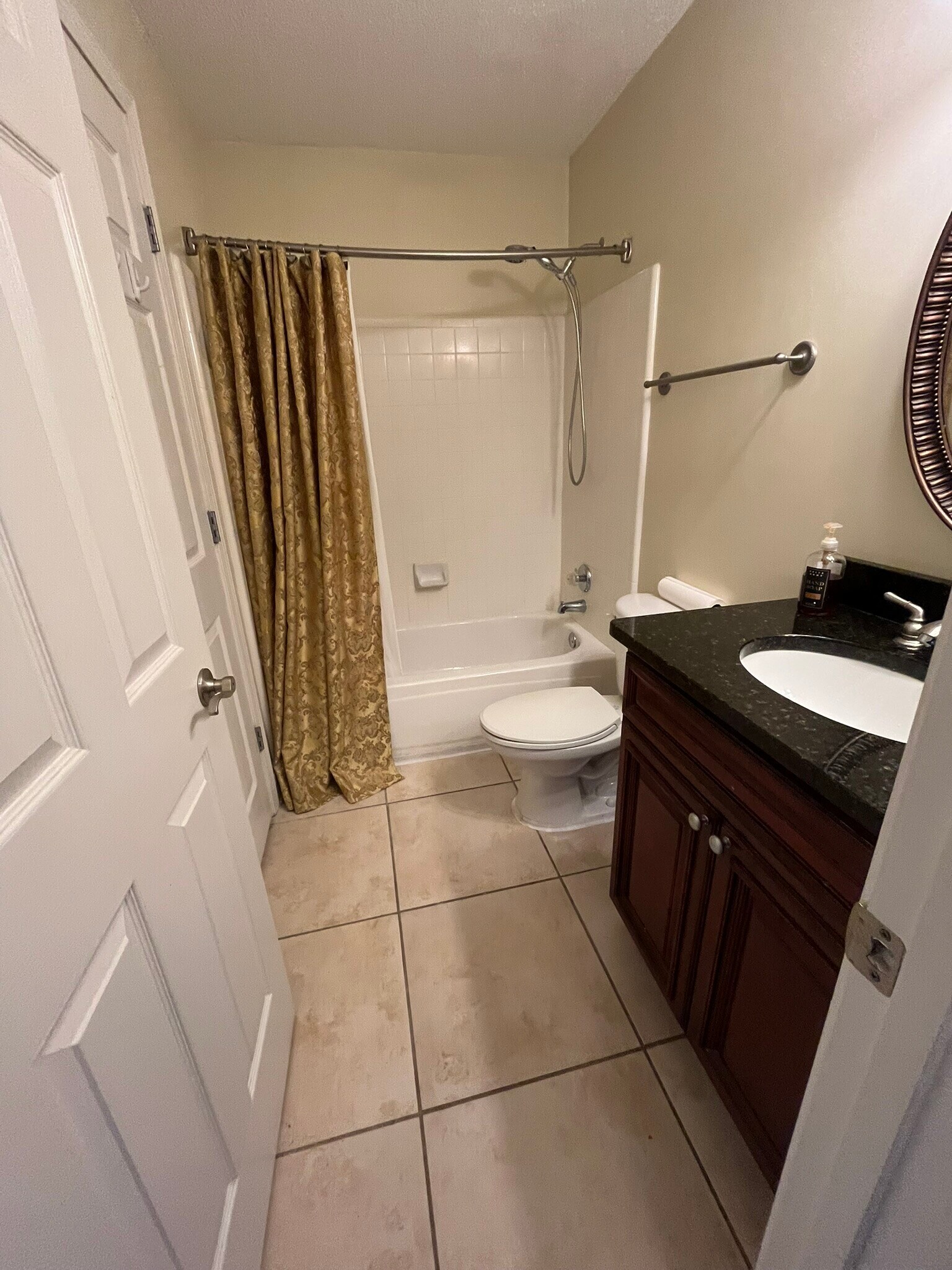 Building Photo - 7206 Santa Fe Pky