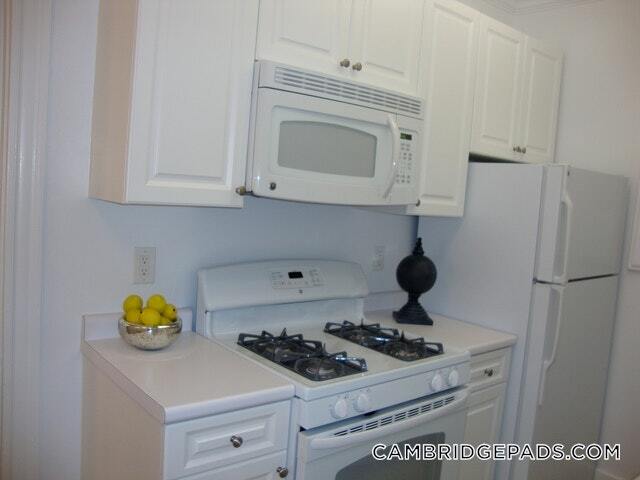 Building Photo - 26 Chauncy St