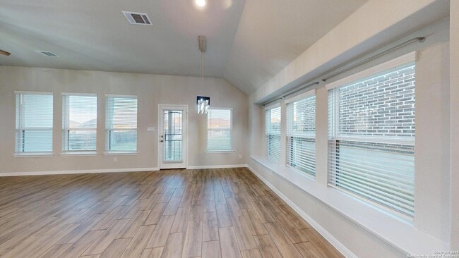 Building Photo - 5911 Akin Glen